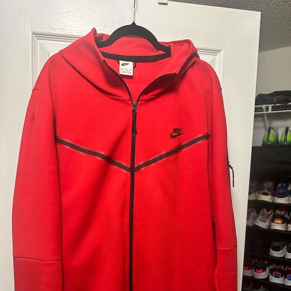 I have several jogging suits for sale. They are all 2X